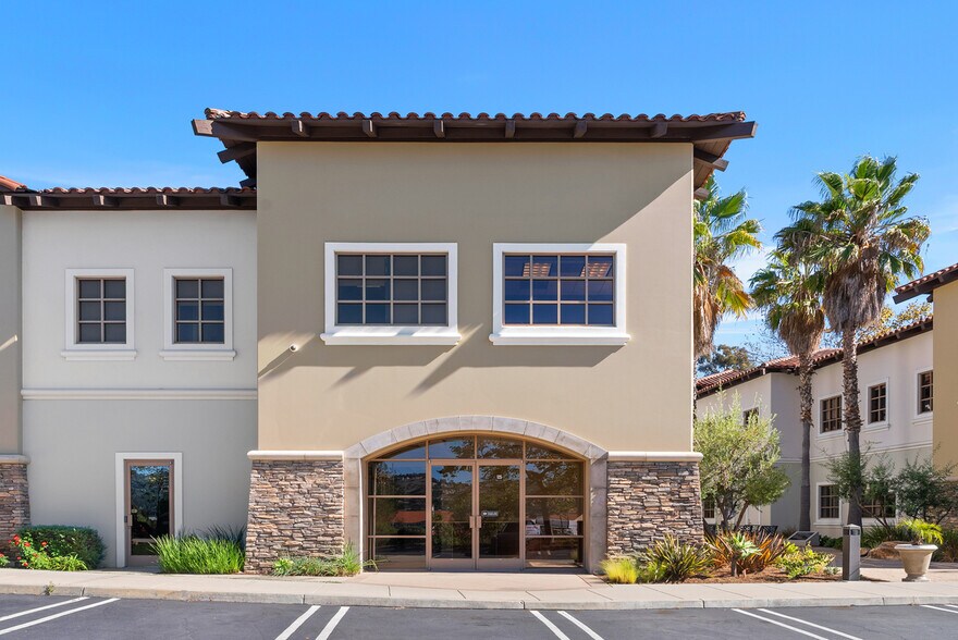 More Photos Of 33302 Valle Rd, San Juan Capistrano Office For Sale