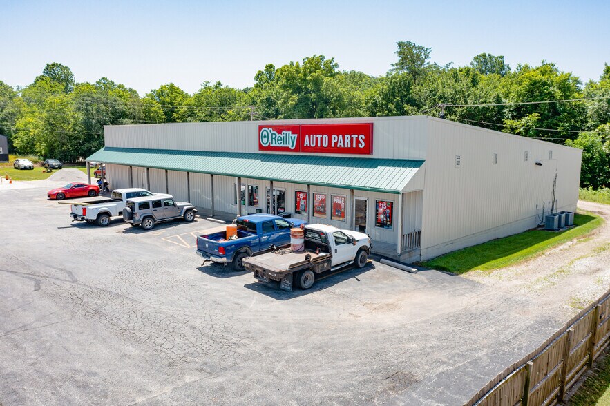 More Photos Of 94 W Old Mill Rd, Fair Grove General Retail For Sale