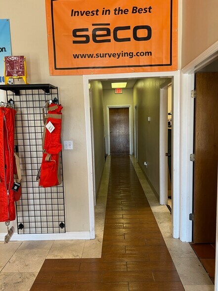 More Photos Of 1209 E Jasmine Ave, McAllen Warehouse For Lease