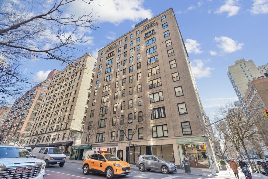 More Photos Of 151 E 80th St, New York Apartments For Lease