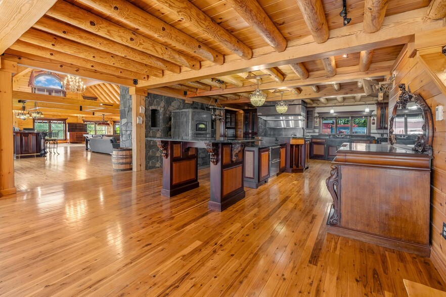 More Photos Of 1950 Collins Rd, Halifax Winery Vineyard For Sale