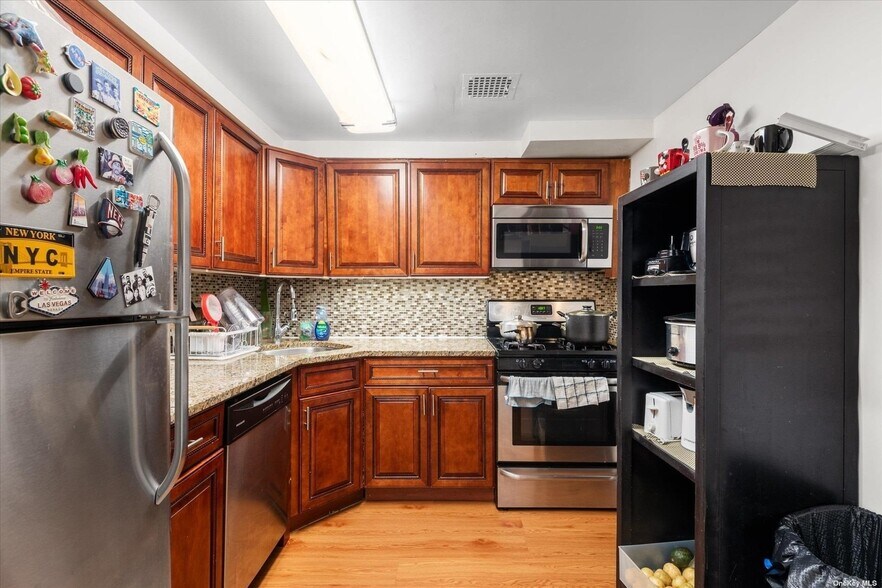 More Photos Of 86-18 57th Rd, Elmhurst Apartments For Sale