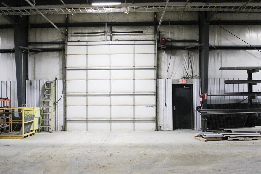 More Photos Of 895 W County Road 350 N, North Vernon Warehouse For Sale