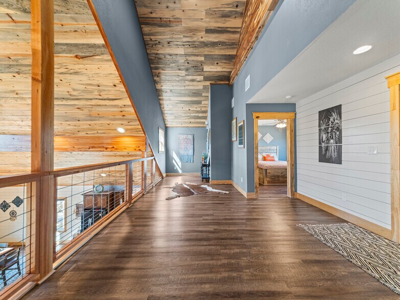 More Photos Of 156 Serenity Loop, Glenwood Hospitality For Sale