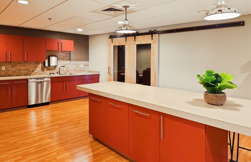 More Photos Of 540 N Broadway, Green Bay Coworking Space