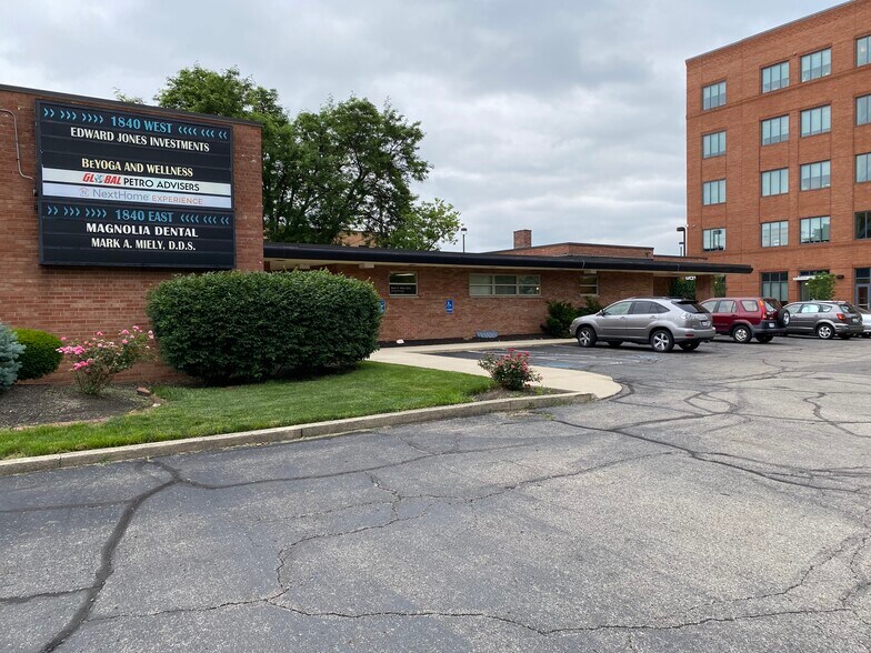 More Photos Of 1840 Zollinger Rd, Upper Arlington Loft Creative Space For Lease