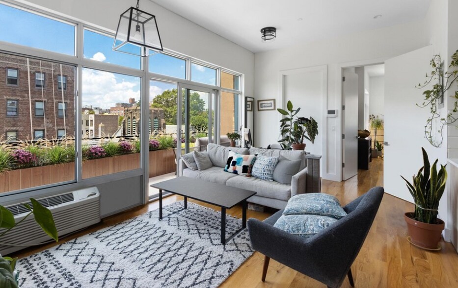 More Photos Of 109 Winthrop St, Brooklyn Apartments For Sale