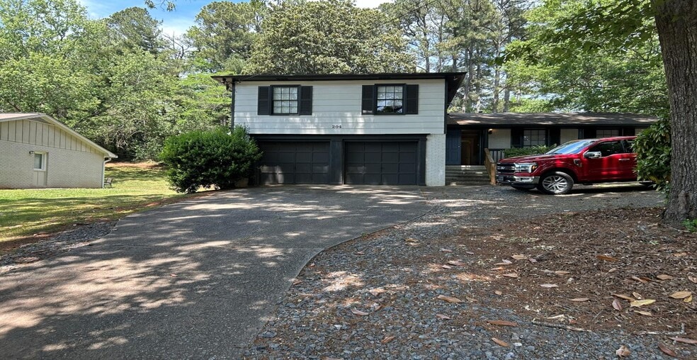 More Photos Of 204 Hawkins Store Rd, Kennesaw Office For Sale