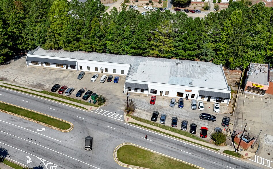 More Photos Of 565-595 Garden Walk Blvd, Atlanta Unknown For Lease
