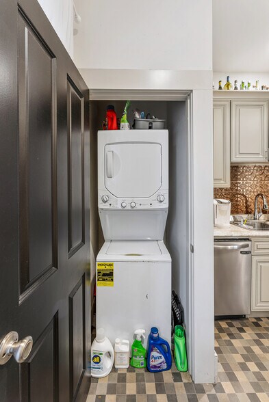 More Photos Of 1415 Highland Ave, Knoxville Multifamily For Sale