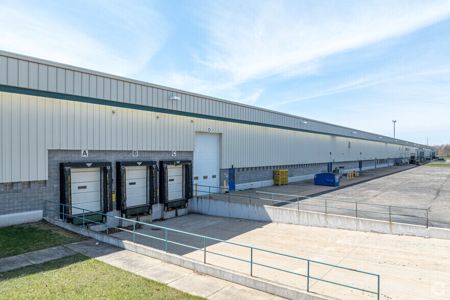 More Photos Of 11700 S 48th Ave, Allendale Distribution For Lease