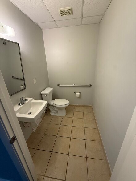 More Photos Of 13455 S Military Trl, Delray Beach Medical For Lease