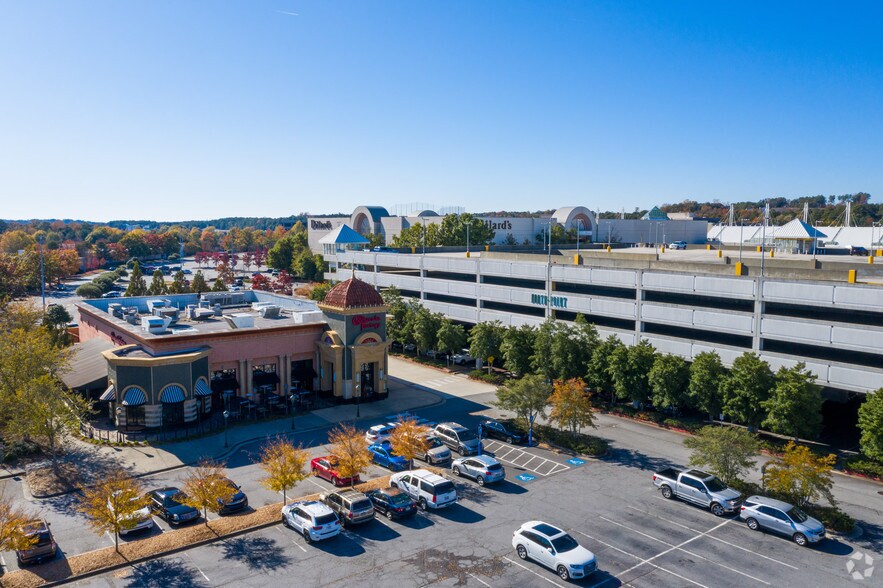 More Photos Of 1000 N Point Cir, Alpharetta Coworking Space