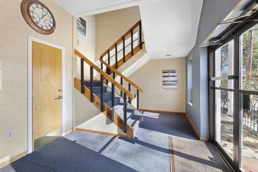 More Photos Of 188 E Bergen Pl, Red Bank Office For Sale