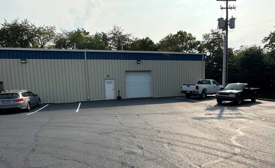 More Photos Of 160 Stover Dr, Carlisle Industrial For Lease
