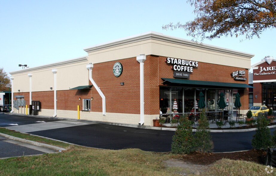 More Photos Of 660 Phoenix Dr, Virginia Beach General Retail For Lease