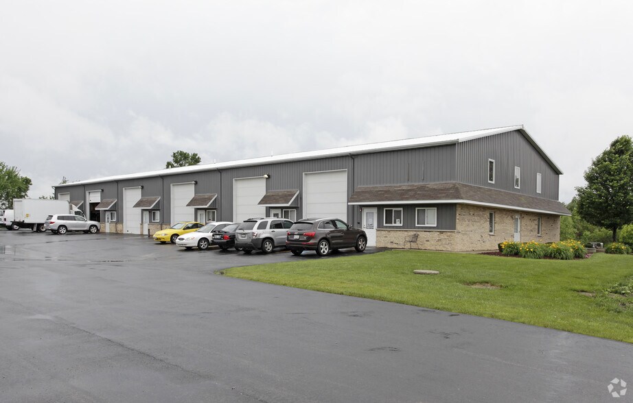 More Photos Of 14623 W Edison Dr, New Lenox Warehouse For Lease