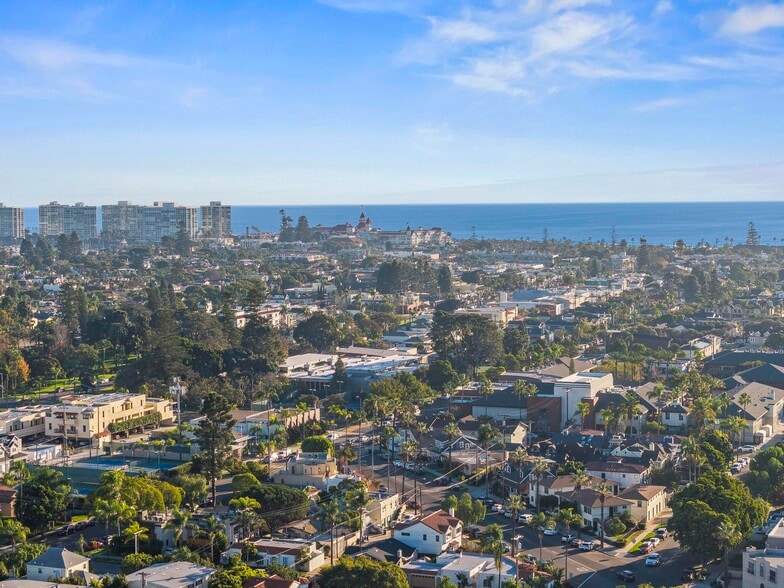 More Photos Of 406 E Ave, Coronado Multifamily For Sale