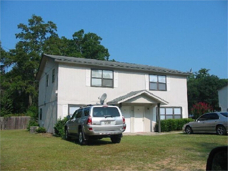 Primary Photo Of 5406 Worthington St, Lake Park Multifamily For Sale