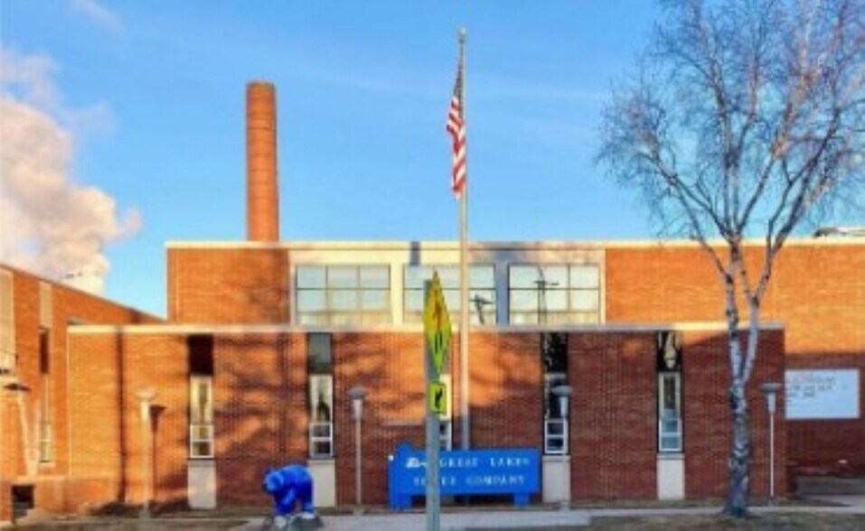 More Photos Of 437 S Main St, Cheboygan Manufacturing For Sale