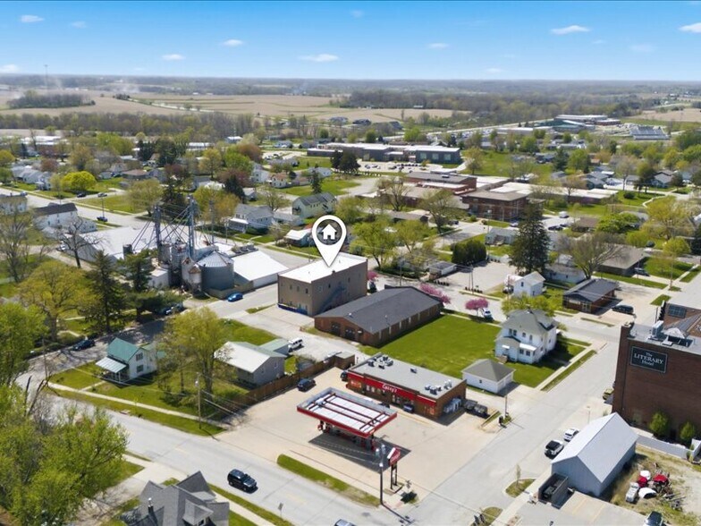 More Photos Of 230 S Dubuque St, Solon Apartments For Sale
