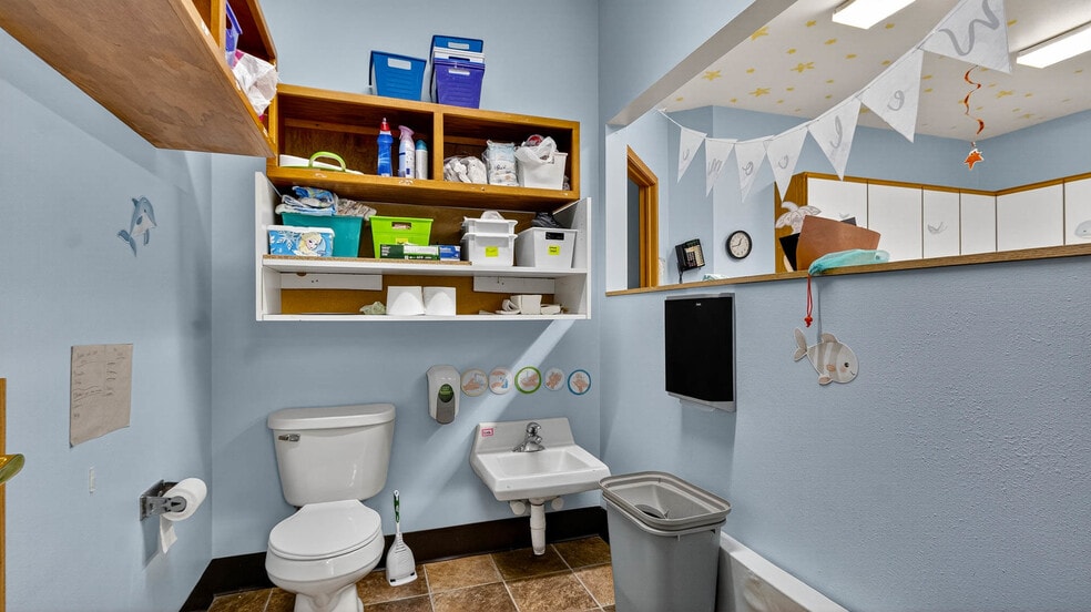 More Photos Of 1612 Truax Blvd, Eau Claire Daycare Center For Sale