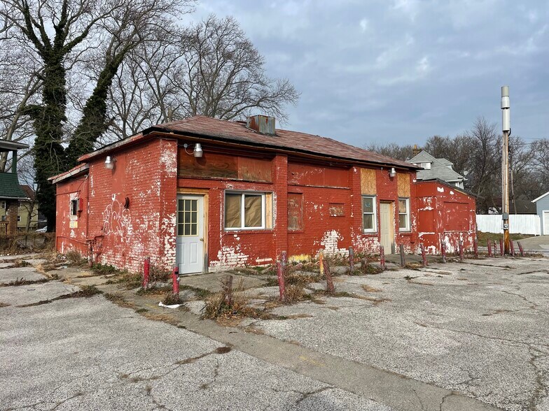More Photos Of 1706 Hayden Ave, East Cleveland Auto Dealership For Sale