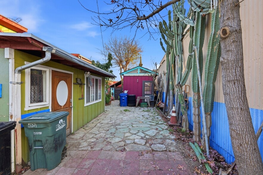 More Photos Of 5371 Alhambra Ave, Los Angeles Storefront Retail Residential For Sale
