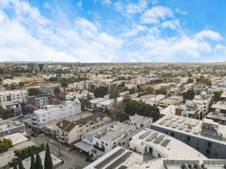 More Photos Of 1524 Granville Ave, Los Angeles Apartments For Sale