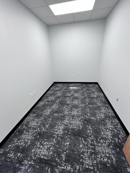 More Photos Of 223 Broadway Ave N, Rochester Office Residential For Sale