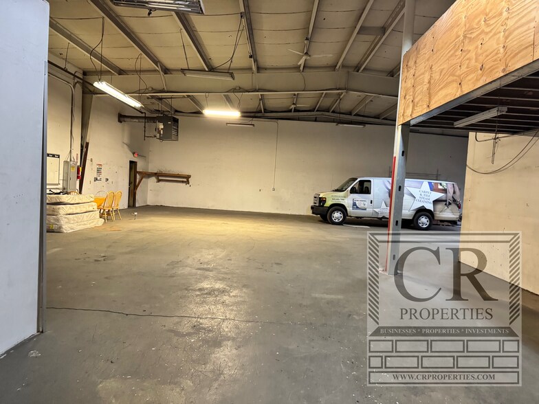 More Photos Of 97 N Clinton St, Poughkeepsie Light Manufacturing For Sale