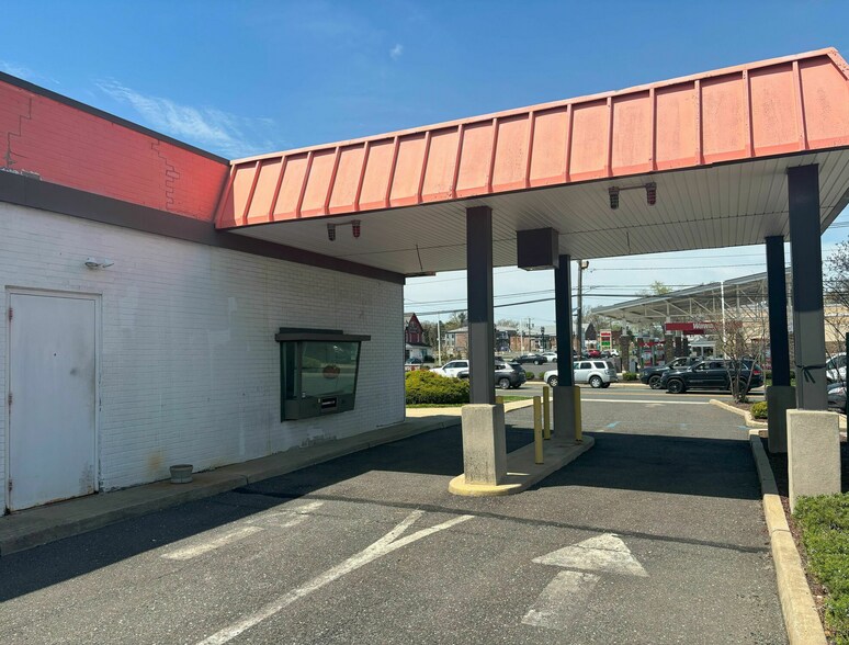 More Photos Of 2 S White Horse Pike, Somerdale Freestanding For Lease