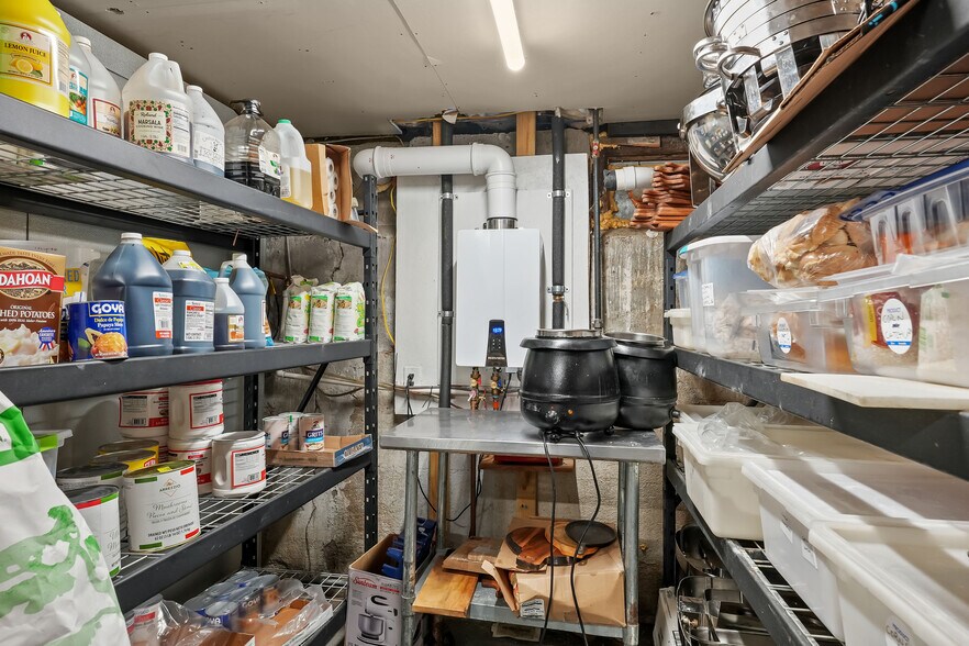 More Photos Of 1091 Main St, Pawtucket Restaurant For Sale