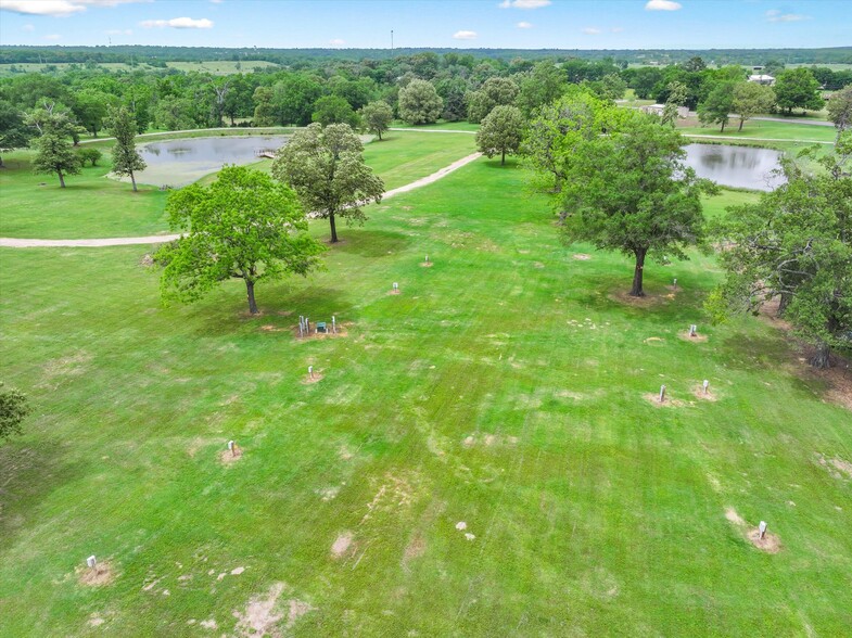 More Photos Of 1972 FM 857, Grand Saline Trailer Camper Park For Sale