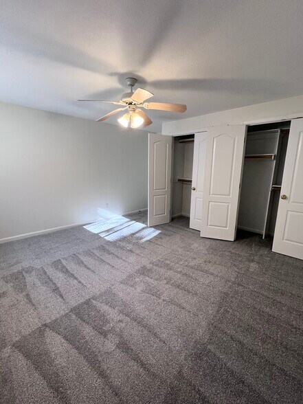 More Photos Of 3005-3033 S Shrank Cir, Independence Apartments For Sale