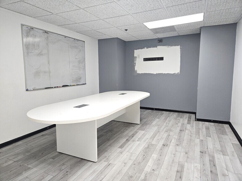 More Photos Of 1251 Marietta Blvd NW, Atlanta Distribution For Lease