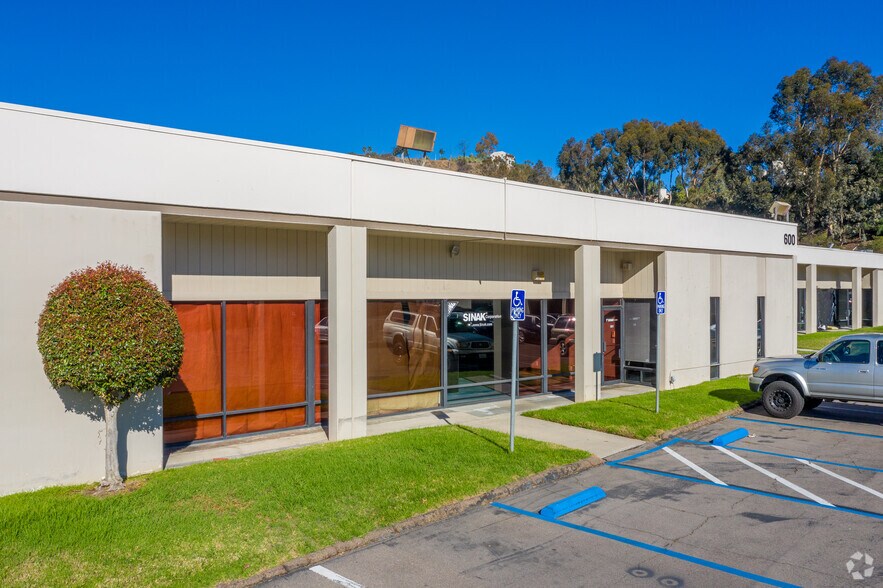 More Photos Of 4901 Morena Blvd, San Diego Light Distribution For Lease