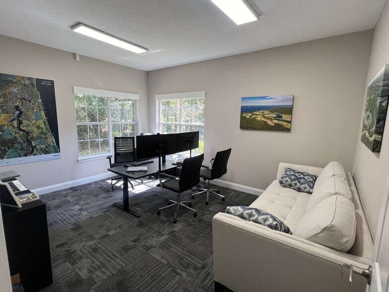 More Photos Of 4745 Sutton Park Ct S, Jacksonville Office For Lease