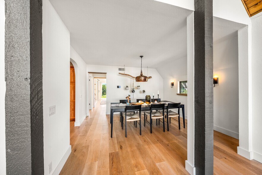 More Photos Of 4158 Creek Rd, Temple Specialty For Sale