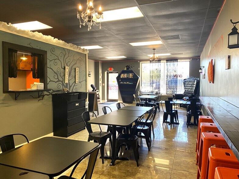 More Photos Of 5076-5086 Sunset Blvd, Lexington Unknown For Sale