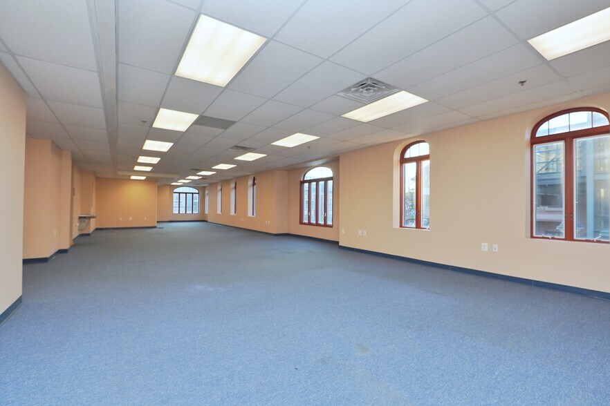 More Photos Of 131 N Broadway, South Amboy Storefront Retail Office For Sale