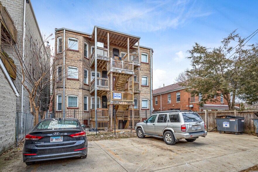 More Photos Of 4431-4433 N Racine Ave, Chicago Apartments For Sale