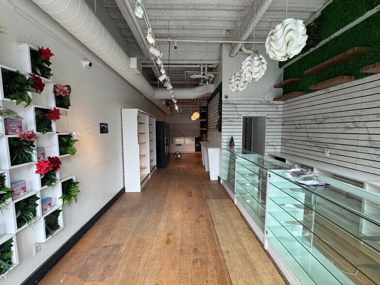 More Photos Of 541 Myrtle Ave, Brooklyn Apartments For Lease