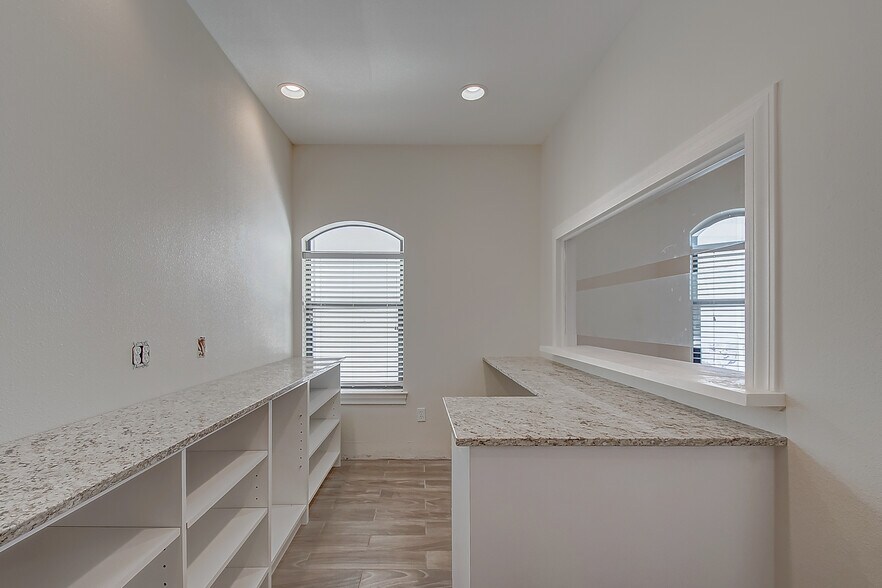 More Photos Of 21386 Provincial Blvd, Katy Medical For Sale