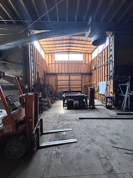 More Photos Of 122 Navajo St, Salt Lake City Manufacturing For Lease