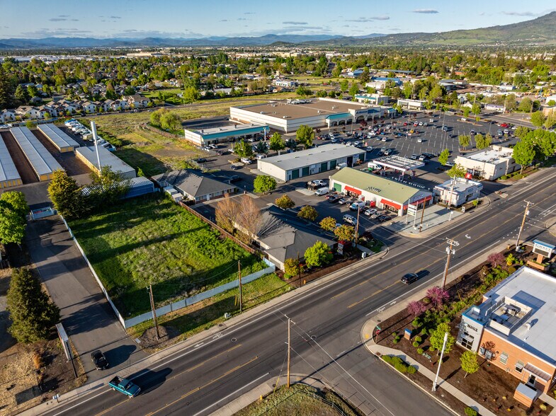 More Photos Of 2436 W Main St, Medford Office For Sale