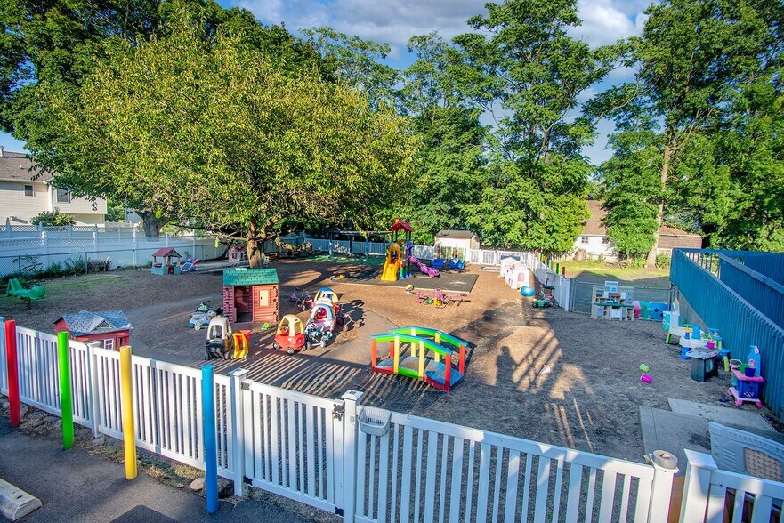 More Photos Of 219 Washington Ave, Dumont Schools For Sale