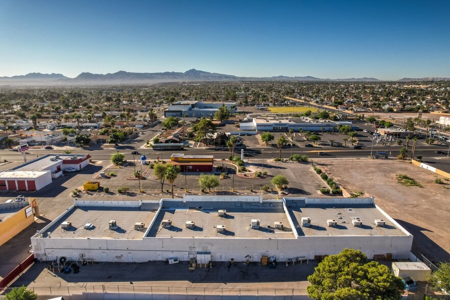 More Photos Of 4640 E Flamingo Rd, Las Vegas Storefront Retail Office For Lease