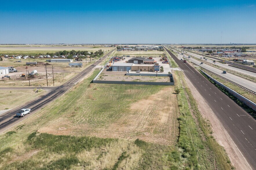 More Photos Of 12828 Interstate 27, Amarillo Showroom For Sale