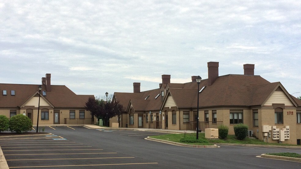 More Photos Of 186 Thomas Johnson Dr, Frederick Unknown For Lease